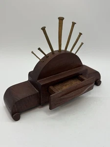 Antike quadratische Nägel in Holz Stachelschwein Design Halter mit Schublade Display - Bild 1 von 15