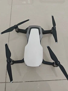 DJI Mavic Air 4K Camera Drone - No Battery/No Remote Controller/No Charger - Picture 1 of 3