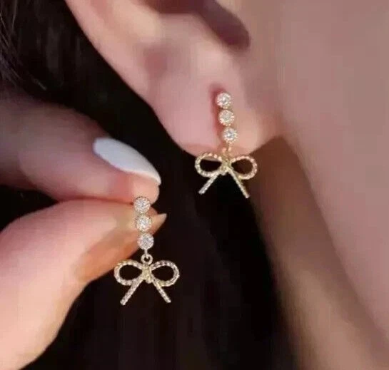 1,5 kt Rundschliff simulierter Diamant Tropfen Creolen Ohrstecker 14 kt Gelbg... - Bild 1 von 4