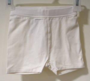NWT Baby Gap White Summersault Shorts Girl's Size 12-18 Month