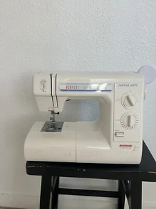 Janome S-3015 Working Sewing Machine With Cover. No Power Cable , No Pedal (5) - Picture 1 of 7