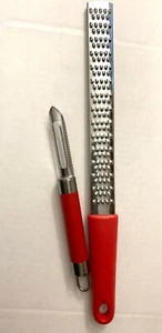 Smart Home - Hand Held Grater & Vegetable Peeler - Picture 1 of 3