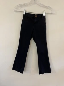 OLD NAVY LITTLE GIRL UNIFORM FLARE KHAKIS NAVY BLUE ELASTIC WAIST BAND SIZE 5 - Picture 1 of 3