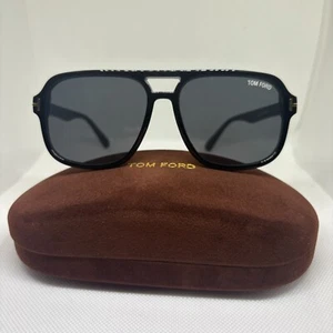 Gafas de sol para hombre Tom Ford Raoul FT0753 01B negro brillante degradado humo 54 mm - Imagen 1 de 5