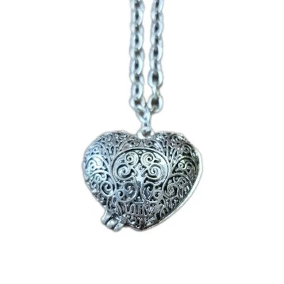 Vintage Long Heart Locket Necklace Silvertone Victorian Ladylike Steampunk Retro - Image 1 of 4