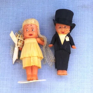 Vintage 1940's Wedding Cake Topper, Bride and Groom, Paper & Plastic - Picture 1 of 3