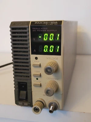 Kikusui PAK35-10A промышленный регулируемый источник питания постоянного тока переменная мощность 0-35 В 10 А - Изображение 1 из 4