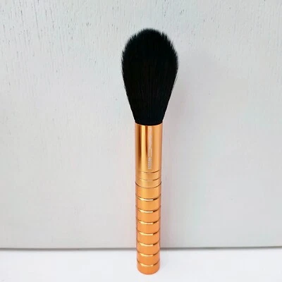 MAC 465SES Cheek Brush, "Shiny Pretty Things"  Limited Edition, Brand New! - Image 1 of 4