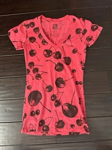 FRZ Red Cherry T-Shirt Juniors Size Small Soft Comfy Cotton Retro - Picture 1 of 6