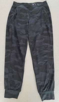 SWEATY BETTY YOGA PANTS GARY SZ XS 8 SHORT WOMENS CAMOUFLAGE TROUSERS - Image 1 of 4