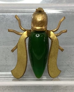 Broche prendedor vintage de latón y baquelita verde mosca insecto - Imagen 1 de 4