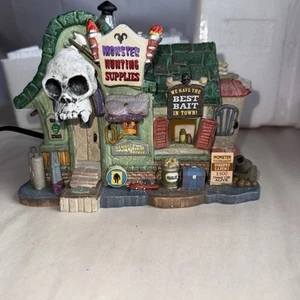 Lemax Spooky Town Monster Jagd Zubehör Halloween Gebäude getestet - Bild 1 von 7