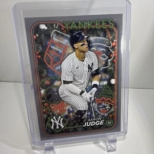2024 Topps Holiday - Silver Glitter #H99 Aaron Judge - Picture 1 of 7