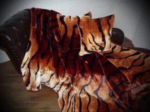 3tlg. Set Kuscheldecke Tagesdecke Tiger - Look 160x200cm + 2 Kissen 40x40cm - Bild 1 von 3