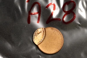 LINCOLN MEMORIAL CENT OFF CENTER NO DATE APPROX 70% UNC A28 - Picture 1 of 3