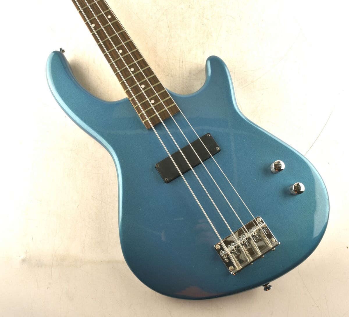 Dean 4 String Bass Guitars for sale | eBay Dean 4 String Bass Guitars for sale | eBay
