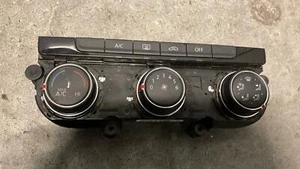 14-18 volkwagon golf A/C HEATER TEMPERATURE CLIMATE CONTROL - Picture 1 of 1