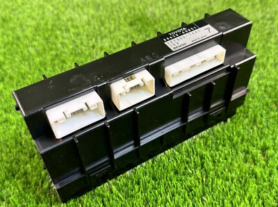 Módulo amplificador aire acondicionado Lexus LX470 2003-2004 88650-60850 OEM usado Foto 1 de 4