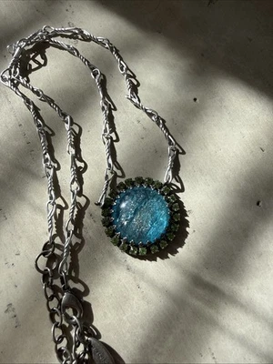 Collar medallón Sabika azul y verde cristal de Swarovski Foto 1 de 4
