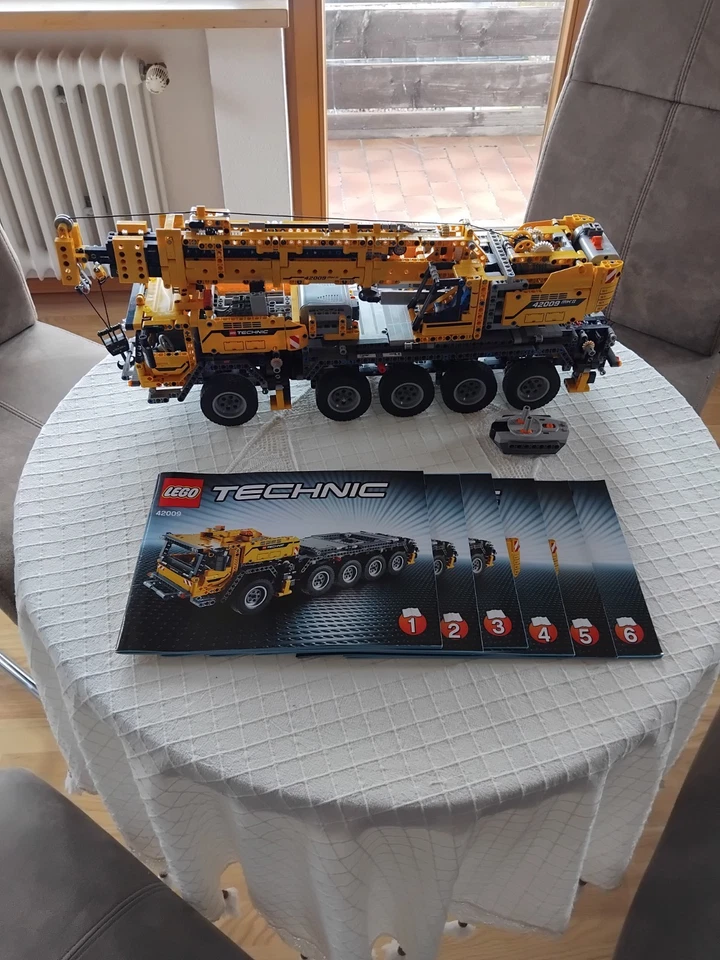 Lego Technic mobiler Schwerlastkran 42009 - Bild 1 von 1