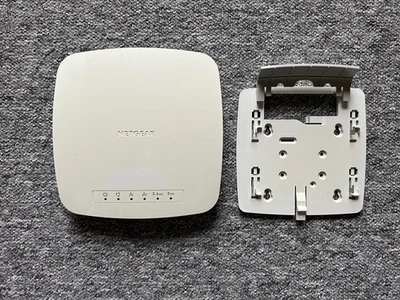 Netgear WAC510 Insight Managed Smart Cloud Wireless Access Point - Bild 1 von 4