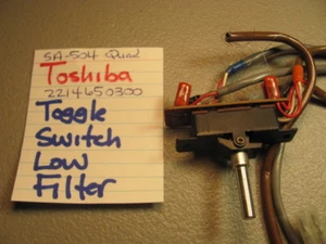 📈TOSHIBA 2214650300 INTERRUTTORE A LEVETTA SA-504 RICEVITORE STEREO quad - Foto 1 di 12