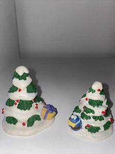 Zwei Disney Weihnachtsbaum Figuren Saisonale Spezialitäten Geschenke Hase Mini - Bild 1 von 8