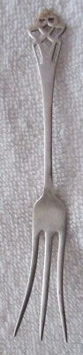 Pynchon Lunt Sterling Silver Pickle Lemon Berry Fork - Image 1 of 2