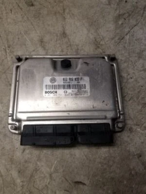 Volkswagen Eurovan 2001 - Módulo de control del motor ECM - R316155 Foto 1 de 4