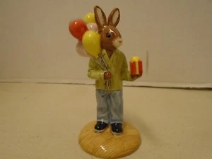 Bunnykins Congratulations DB 291 Royal Doulton 2003 England Occassion Collection - Picture 1 of 3