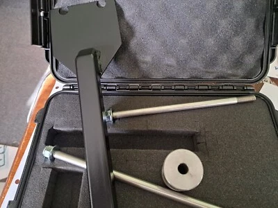 Fast opening tool for UPVC doors and windows - Image 1 of 4