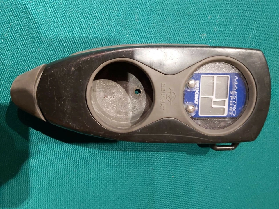 Tauchcomputer Beuchat Maestro Sport mit Konsolenhülle gebraucht - Bild 1 von 1