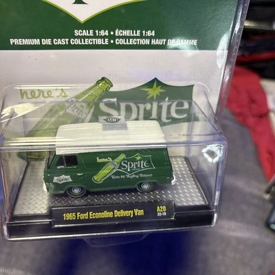 M2 Machines Sprite Van ограниченный выпуск зеленый 1965 Ford Econoline 1:64 1 из 8750 - Изображение 1 из 4