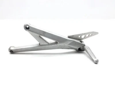 Suporte de passageiro traseiro esquerdo lateral 2007 Ducati Multistrada 1100 S 3259 - Imagem 1 de 4