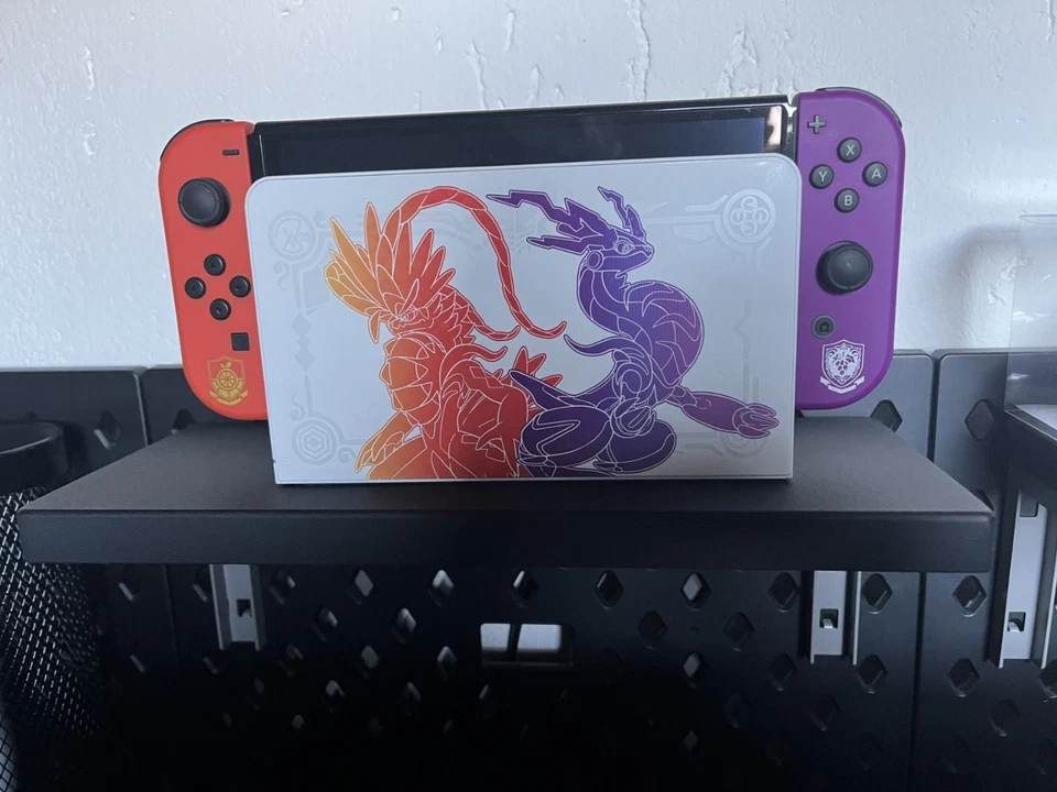 Nintendo Switch (OLED Model) Edizione Speciale Pokémon Scarlatto &... - Immagine 1 di 1