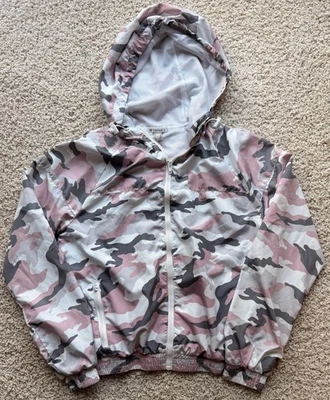Chaqueta para mujer Forever 21 rosa camuflada con capucha cremallera completa talla XS Foto 1 de 4