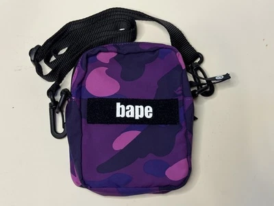 Mini Bolso de Hombro Bape Púrpura Camuflaje Reflectante FW 19 Totalmente Nuevo Foto 1 de 4