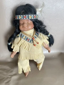 Vintage GoldenVale 4/2000 Porcelain Native American Doll (P8) - Picture 1 of 2