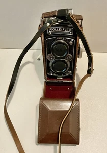 Rolleiflex 3.5E TLR Roll Film Camera Schneider Xenotar 75mm f3.5 &Cap/Case/Strap - Picture 1 of 16