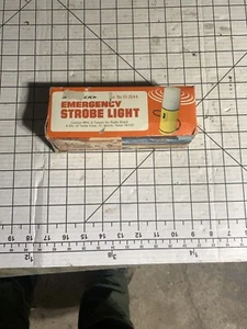 Vintage Emergency Strobe Light Car Vehicle B336 - Picture 1 of 2