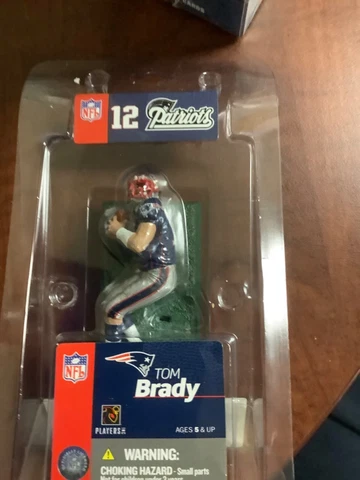 NFL Tom Brady 12 Patriots-Mini McFarlane Action Figure-Free Shipping 3” 2004 Cover