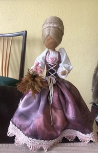 Rupfenpuppe - "Dirndlpuppe" - HANDARBEIT - Bild 1 von 1
