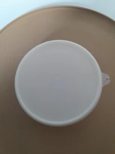 Tupperware 492-5 3 Piece Chips and Dip Serving Tray with Bowl and Lid - Imagen 1 de 4