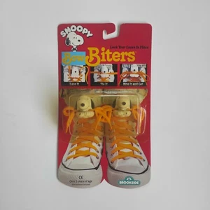 Snoopy Vintage Retro Bow Biters by Brookside 1989 Shoe Oldschool Accessories  - Picture 1 of 4