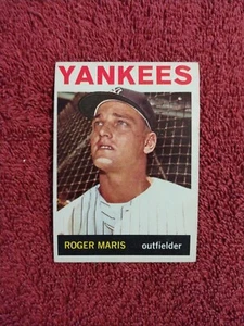 1964 Topps , NO # 225. Roger Maris , Yankees star OF . EX + OR better ? - Picture 1 of 3