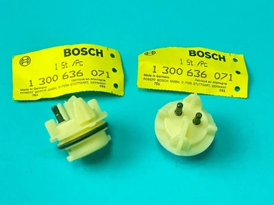 Mercedes W123 W126 W201 Turn Signal Light Bulb Holder Set 0008268482 Genuine NOS - Image 1 of 3