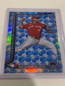 Yariel Rodríguez 2025 Topps Series 2  Holiday Blue Beach Ball /50  Blue Jays - Picture 1 of 2