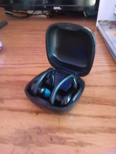 Kabellose Bluetooth Ear Buds mit Ladecase. Sehr gepflegt.  - Bild 1 von 4