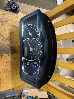 Velocímetro MITSUBISHI GALANT 04 05 Foto 1 de 4