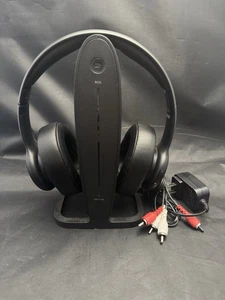 Insignia NS-HAWHP2 Cuffie over-ear wireless digitali con dock di ricarica e RCA - Foto 1 di 7